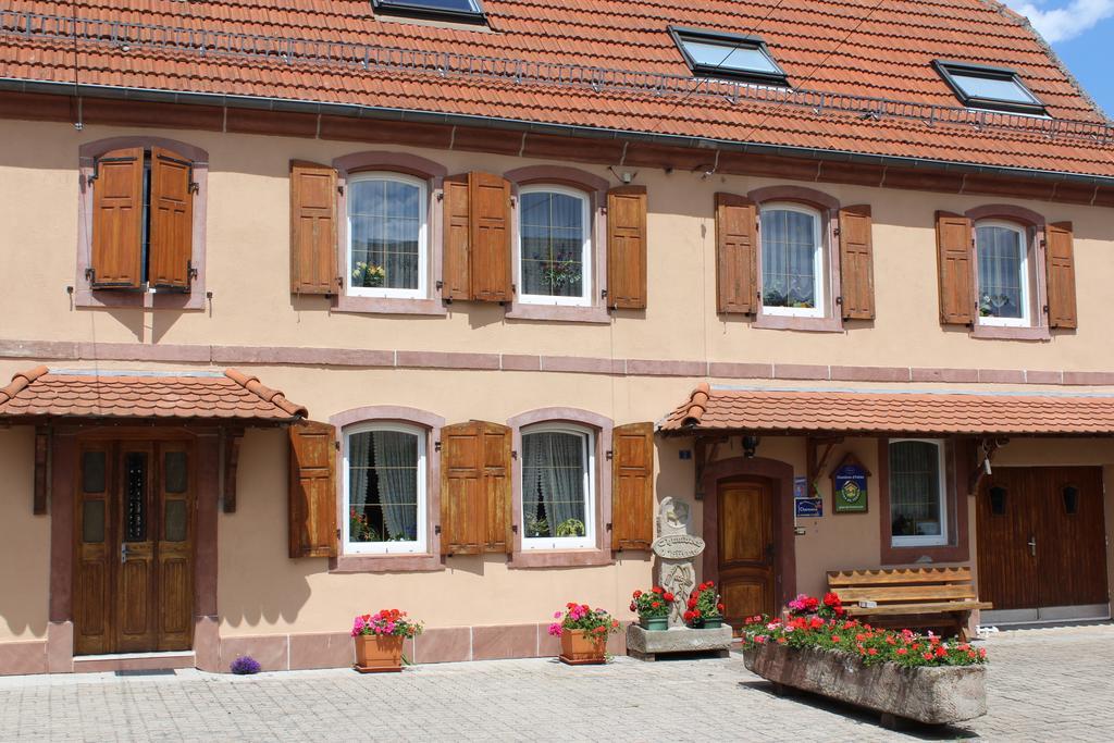 Chambres D'Hotes Au Vieux Moulin Entre Sarreguemine Et Bitche Rahling Ruang foto